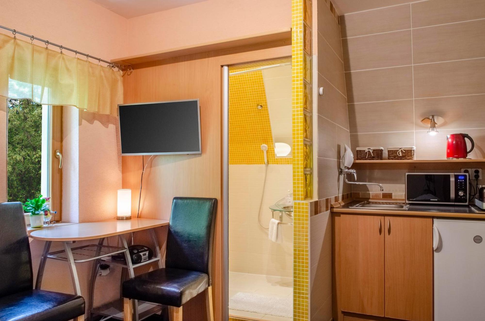 Apartmany Pavilon D - Budget, Classic, Family - Novy Smokovec - High Tatras Vysoké Tatry Exterior foto